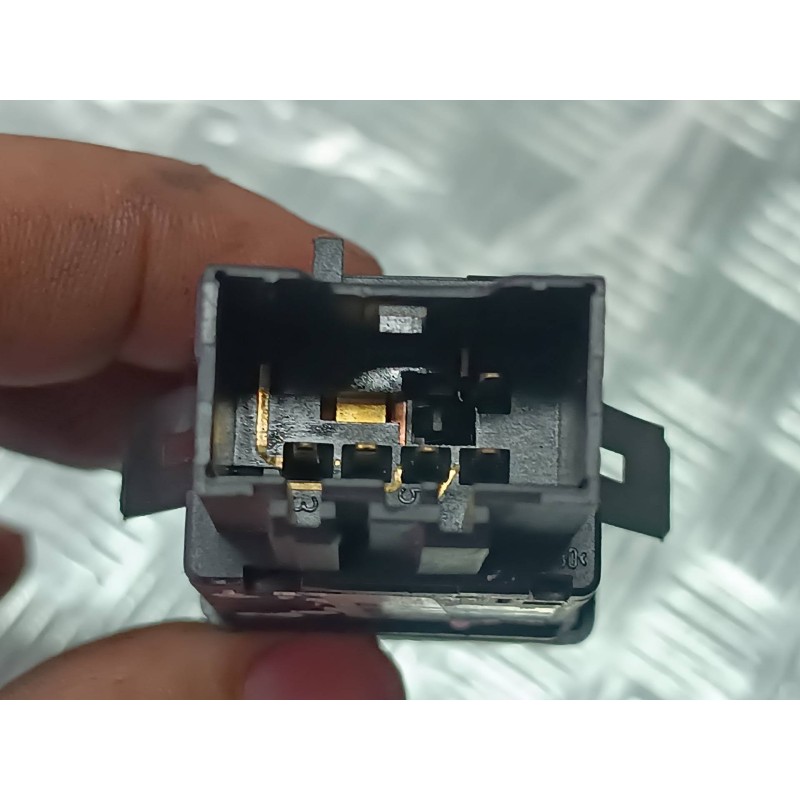 Recambio de interruptor para seat ibiza (6l1) fresh referencia OEM IAM 6L1959621 CONECTOR 5 PINES LUNETA TRASERA