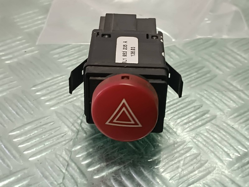 Recambio de warning para seat ibiza (6l1) fresh referencia OEM IAM 6L1953235A  CONECTOR 4 PINES