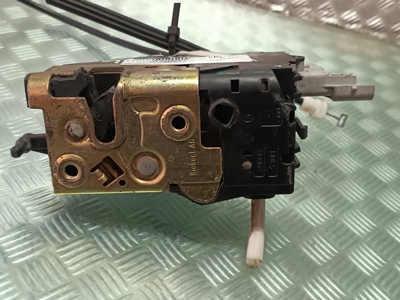 Recambio de cerradura puerta trasera izquierda para peugeot 407 st sport referencia OEM IAM  GRIS ELECTRICA