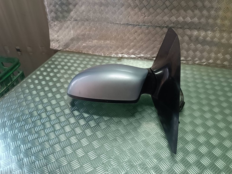 Recambio de retrovisor izquierdo para ford focus berlina (cak) ambiente referencia OEM IAM 3004539  ELECTRICO