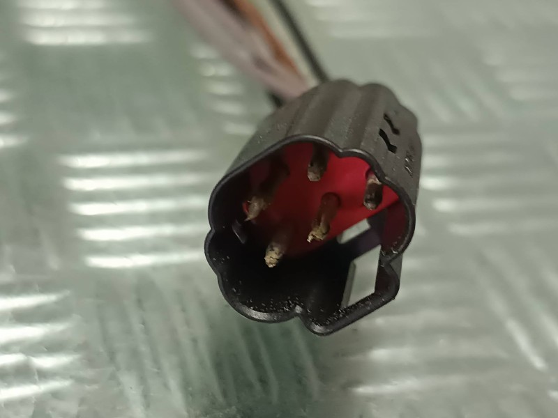 Recambio de retrovisor izquierdo para ford focus berlina (cak) ambiente referencia OEM IAM 3004539  ELECTRICO