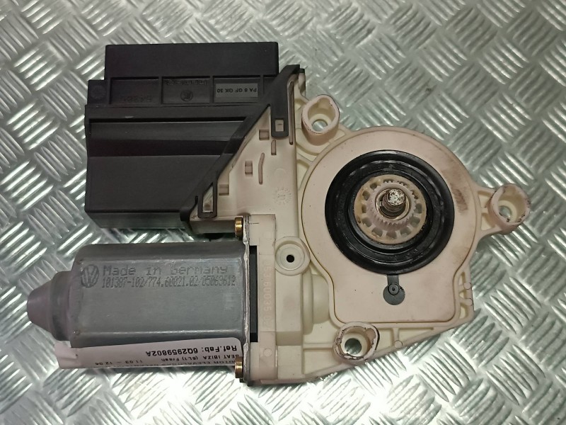 Recambio de motor elevalunas delantero izquierdo para seat ibiza (6l1) fresh referencia OEM IAM 6Q2959802A 101387102 