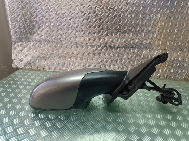 Recambio de retrovisor derecho para seat ibiza (6l1) fresh referencia OEM IAM 876048  MANUAL