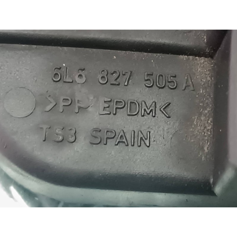 Recambio de cerradura maletero / porton para seat ibiza (6l1) fresh referencia OEM IAM 6L6827505A  CONECTOR 3 PINES