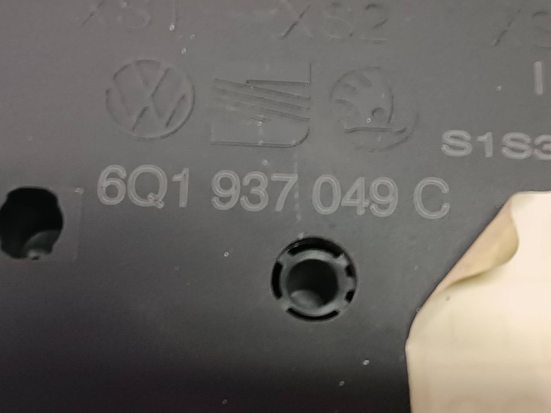 Recambio de caja reles / fusibles para seat ibiza (6l1) fresh referencia OEM IAM 6Q1937049C 5WK48212C SIEMENS