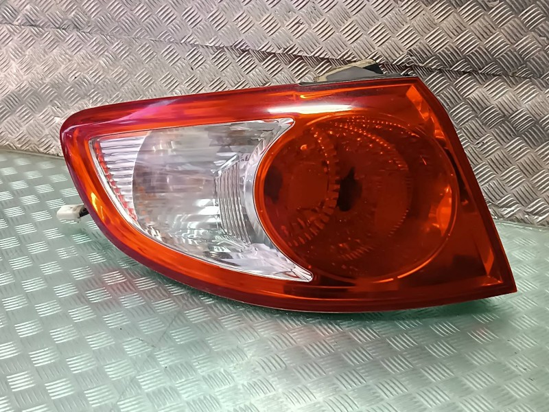 Recambio de piloto trasero izquierdo para hyundai santa fe (bm) 2.2 crdi classic (2wd) referencia OEM IAM 924012B000  