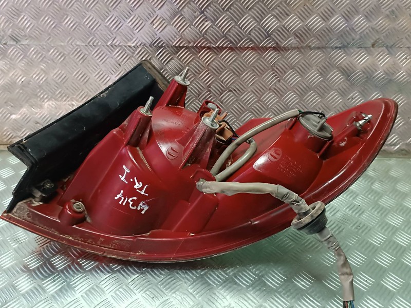 Recambio de piloto trasero izquierdo para hyundai santa fe (bm) 2.2 crdi classic (2wd) referencia OEM IAM 924012B000  