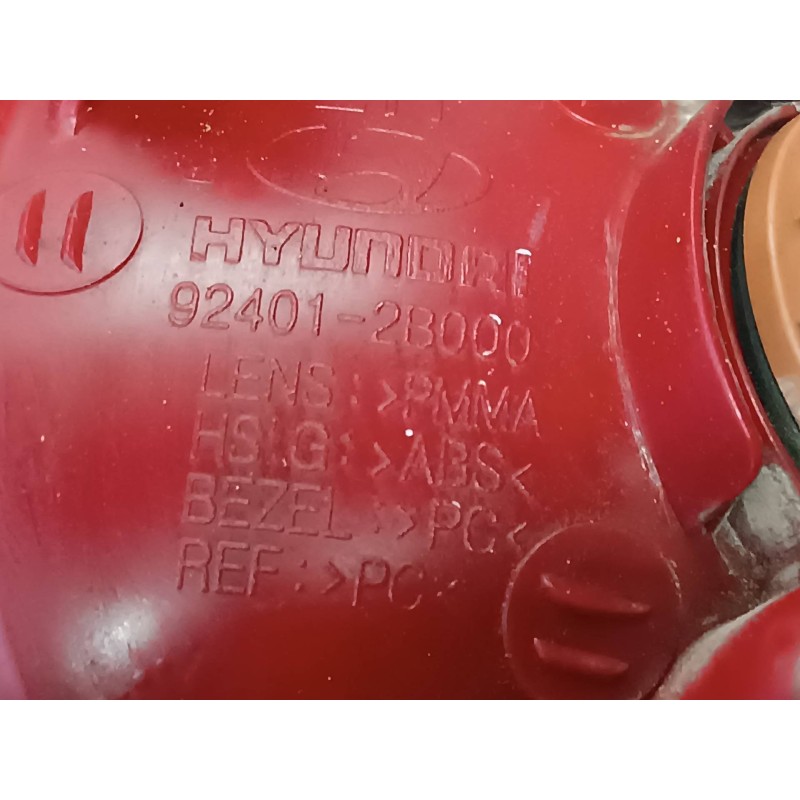 Recambio de piloto trasero izquierdo para hyundai santa fe (bm) 2.2 crdi classic (2wd) referencia OEM IAM 924012B000  