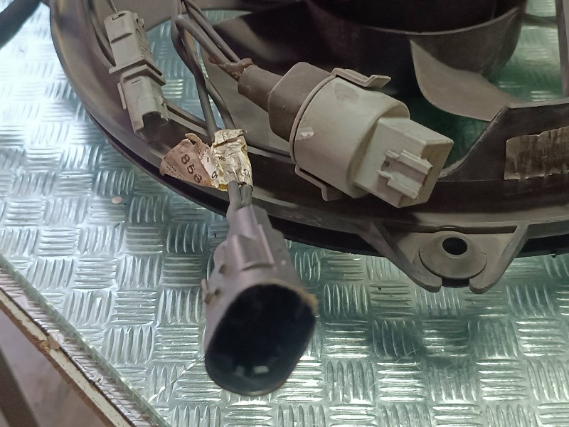 Recambio de electroventilador para peugeot 407 st sport referencia OEM IAM 1831856000  