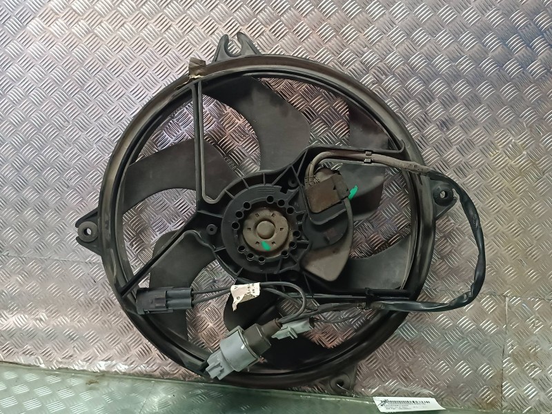 Recambio de electroventilador para peugeot 407 st sport referencia OEM IAM 183185600 89241 856