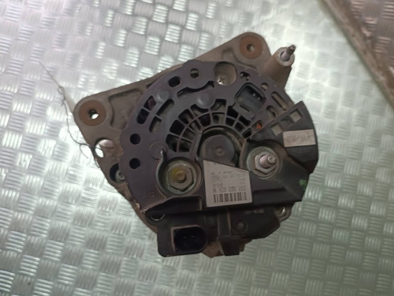 Recambio de alternador para seat ibiza (6l1) fresh referencia OEM IAM 037903025M 0124325013 90A