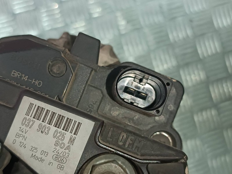 Recambio de alternador para seat ibiza (6l1) fresh referencia OEM IAM 037903025M 0124325013 90A