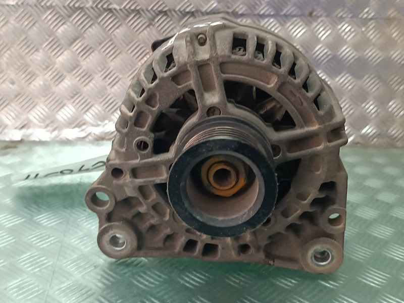 Recambio de alternador para seat ibiza (6l1) fresh referencia OEM IAM 037903025M 0124325013 90A