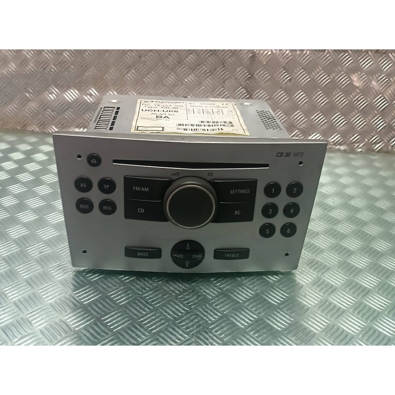 Recambio de sistema audio / radio cd para opel astra gtc cosmo referencia OEM IAM 13154305BA 7643103317 BLAUPUNKT