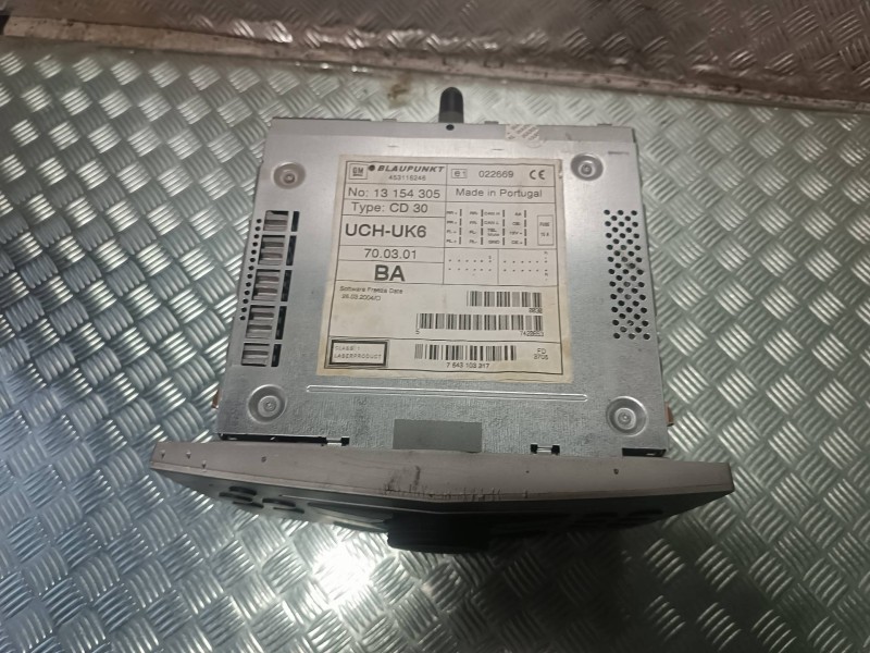 Recambio de sistema audio / radio cd para opel astra gtc cosmo referencia OEM IAM 13154305BA 7643103317 BLAUPUNKT