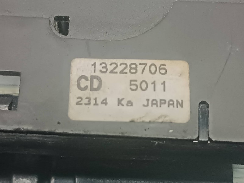 Recambio de mando elevalunas delantero izquierdo para opel astra gtc cosmo referencia OEM IAM 13228706  