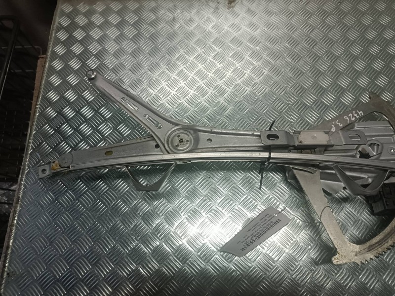 Recambio de elevalunas delantero derecho para opel astra gtc cosmo referencia OEM IAM 13100418RH 13100406RH ELECTRICO