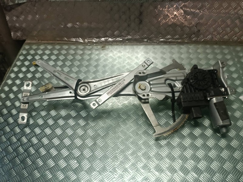 Recambio de elevalunas delantero izquierdo para opel astra gtc cosmo referencia OEM IAM 13100417LH 13100405LH ELECTRICO
