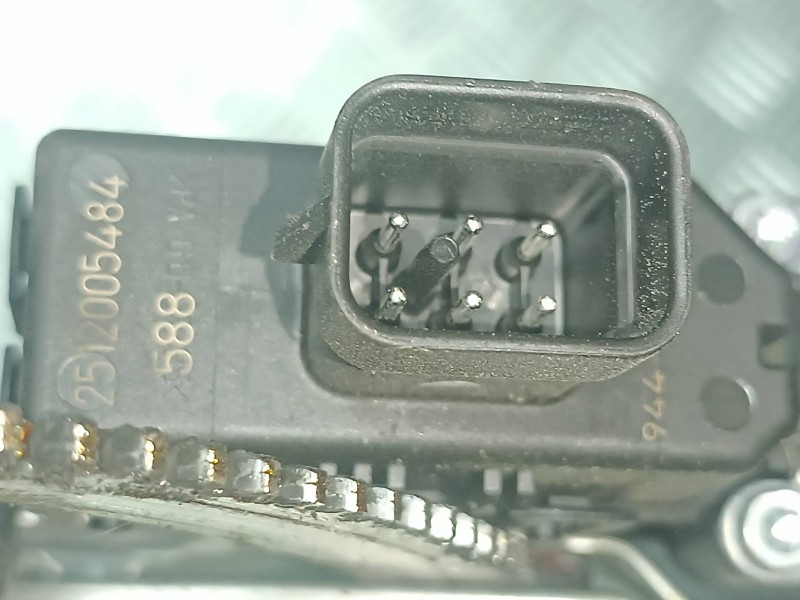 Recambio de elevalunas delantero izquierdo para opel astra gtc cosmo referencia OEM IAM 13100417LH 13100405LH ELECTRICO