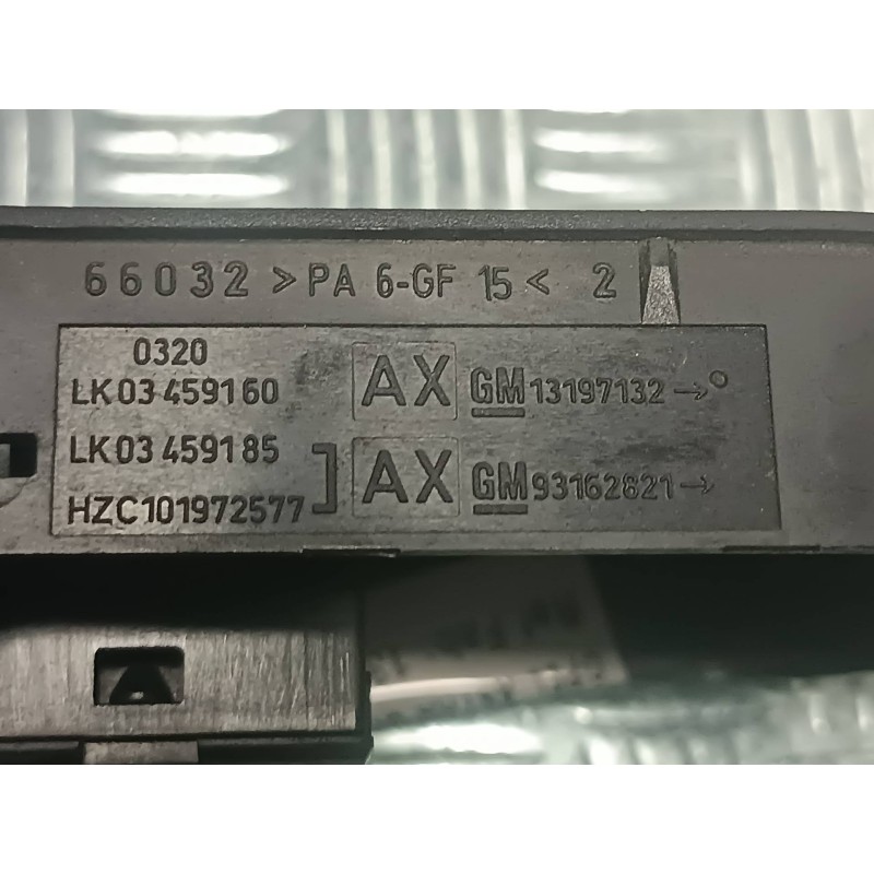 Recambio de mando elevalunas delantero derecho para opel astra gtc cosmo referencia OEM IAM 13197132  CONECTOR 6 PINES