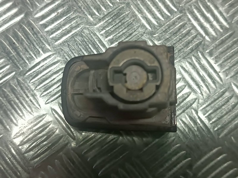 Recambio de conmutador de arranque para opel astra gtc cosmo referencia OEM IAM 2421430 17425K226B 