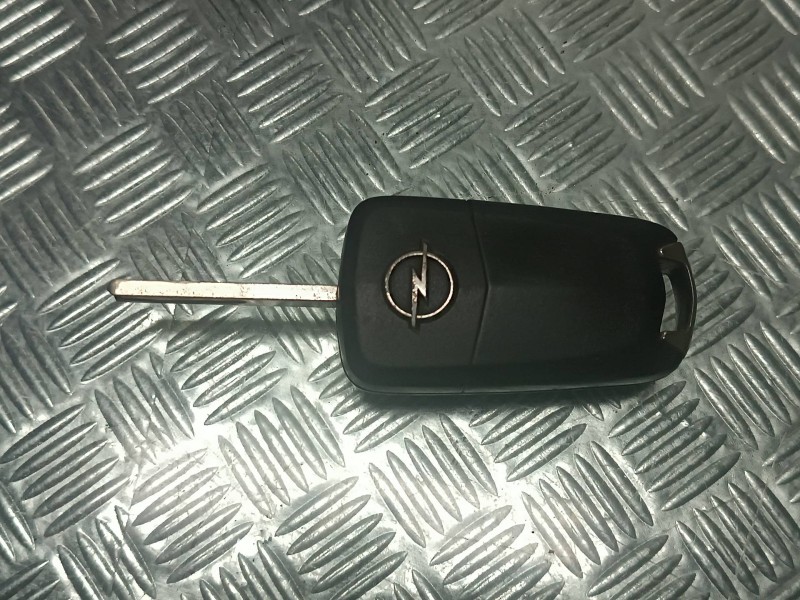 Recambio de conmutador de arranque para opel astra gtc cosmo referencia OEM IAM 2421430 17425K226B 