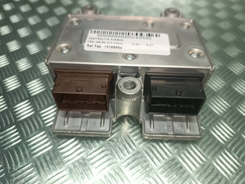 Recambio de centralita airbag para opel astra gtc cosmo referencia OEM IAM 13188854 327963935 403260A2