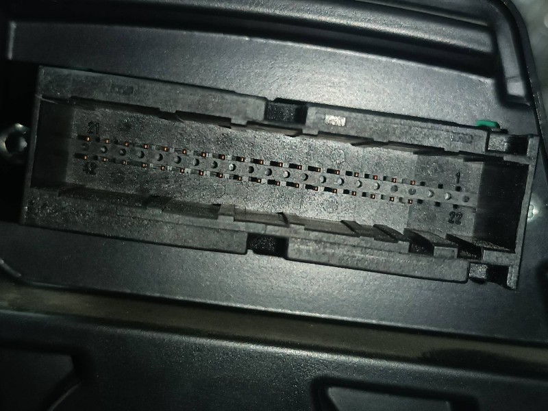 Recambio de cuadro instrumentos para opel astra gtc cosmo referencia OEM IAM 13216676 A2C53024902C SIEMENS VDO