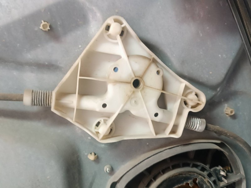 Recambio de elevalunas delantero derecho para seat ibiza (6l1) cool referencia OEM IAM 6L3837752AD 6L3837756H ELECTRICO