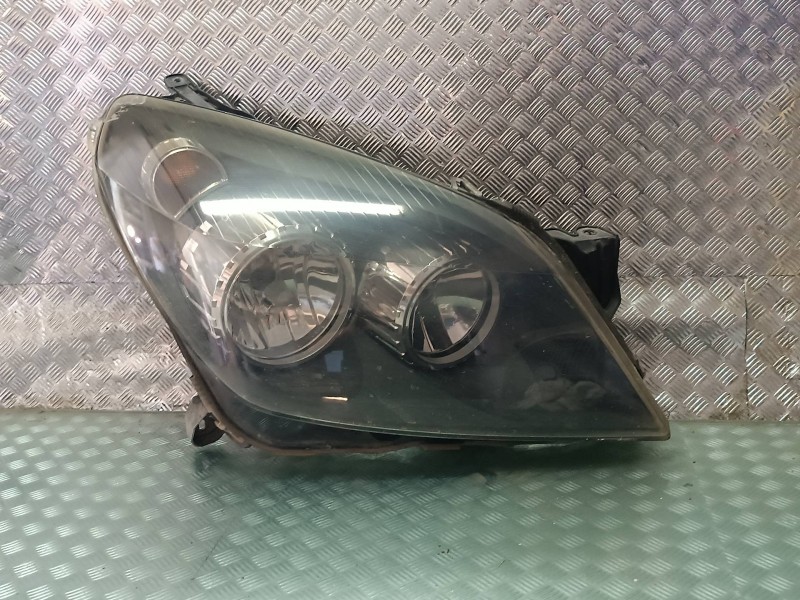 Recambio de faro derecho para opel astra gtc cosmo referencia OEM IAM 16020200  HELLA