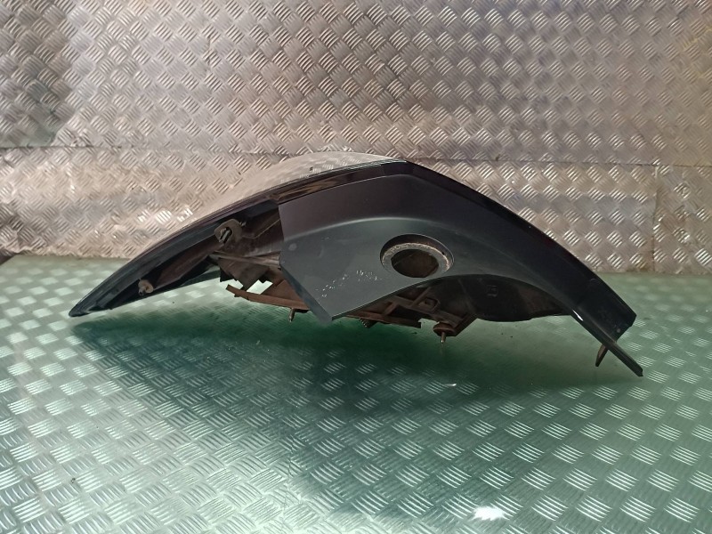 Recambio de piloto trasero derecho para opel astra gtc cosmo referencia OEM IAM 24451834  