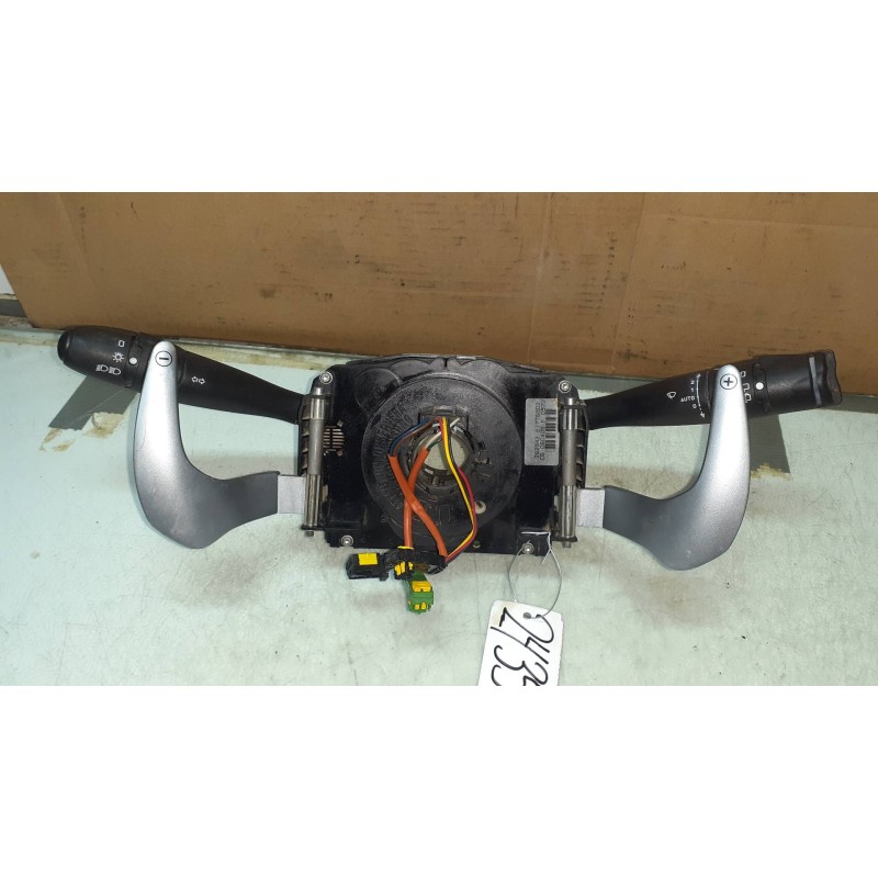 Recambio de mando luces para peugeot 1007 sporty referencia OEM IAM 96576795XT 281708 61937007