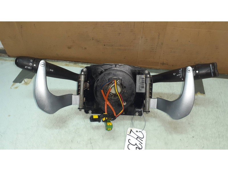 Recambio de mando luces para peugeot 1007 sporty referencia OEM IAM 96576795XT 281708 61937007