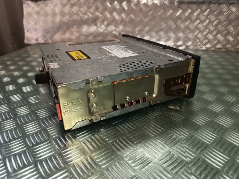 Recambio de sistema audio / radio cd para seat ibiza (6l1) fresh referencia OEM IAM 6L0035156 SEZ2Z9C2517267 GRUNDIG