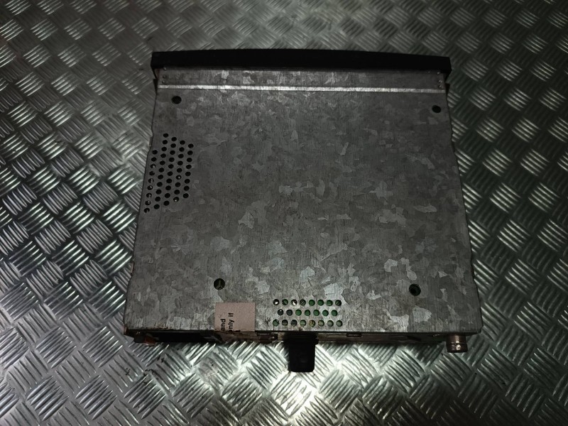 Recambio de sistema audio / radio cd para seat ibiza (6l1) fresh referencia OEM IAM 6L0035156 SEZ2Z9C2517267 GRUNDIG