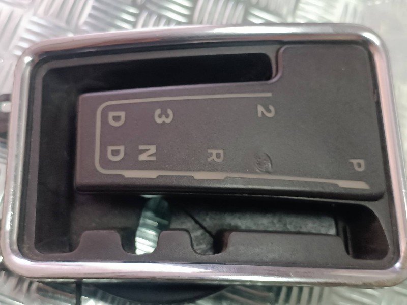 Recambio de guarnecidos palanca cambio para jaguar xj6/12 4.0 sovereign kat referencia OEM IAM CBC2663 91483577 