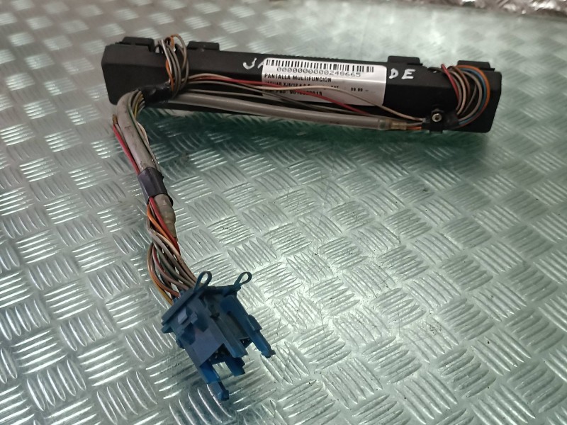 Recambio de pantalla multifuncion para jaguar xj6/12 4.0 sovereign kat referencia OEM IAM 9018029913  