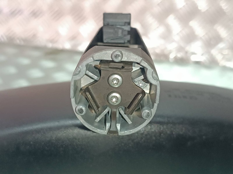 Recambio de espejo para peugeot 407 st sport referencia OEM IAM 9050633 905063316F4 015624