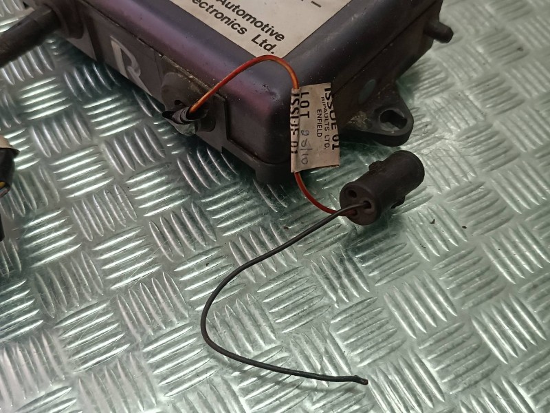 Recambio de modulo electronico para jaguar xj6/12 4.0 daimler kat referencia OEM IAM DBC2264 90881081 