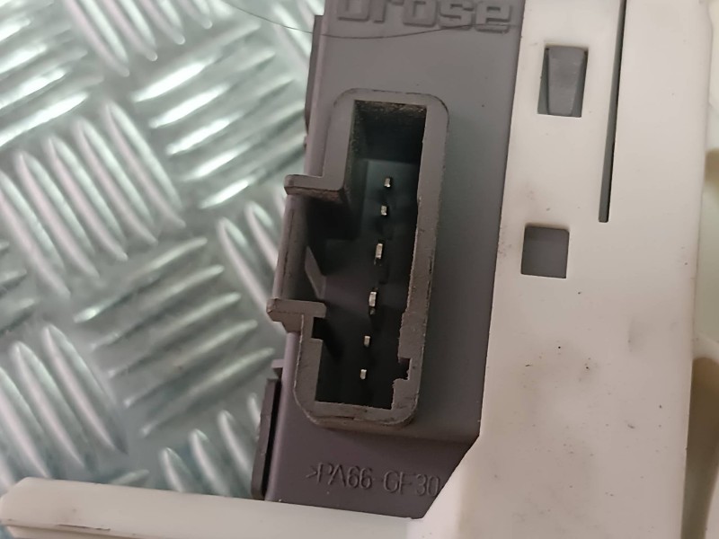 Recambio de motor elevalunas trasero derecho para peugeot 407 st sport referencia OEM IAM 999066101 0130822200 994650101