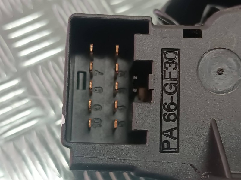 Recambio de mando limpia para ford fusion (cbk) ambiente referencia OEM IAM 1S7T17A553DD  CONECTOR 10 PINES