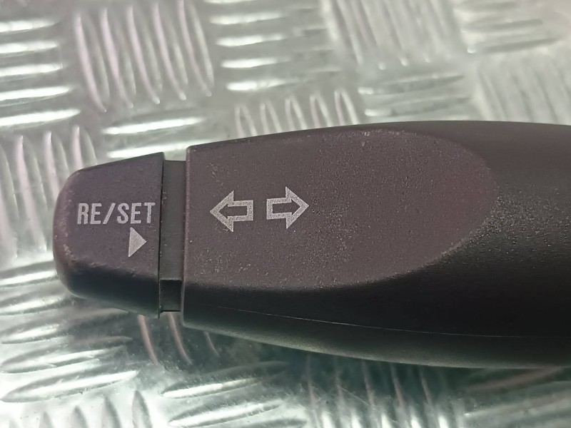 Recambio de mando luces para ford fusion (cbk) ambiente referencia OEM IAM 6S6T13335AA  CONECTOR 10 PINES