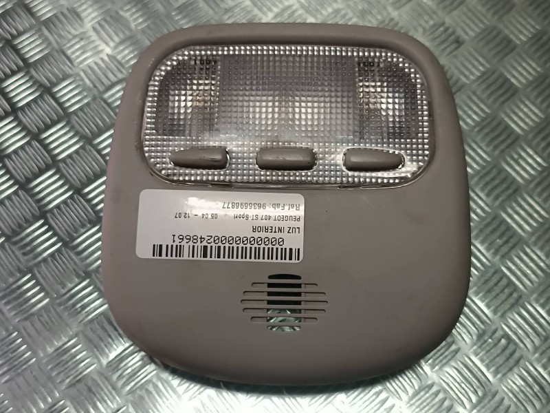 Recambio de luz interior para peugeot 407 st sport referencia OEM IAM 9636696877 9648338577 