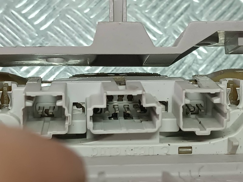 Recambio de luz interior para peugeot 407 st sport referencia OEM IAM 9636696877 9648338577 