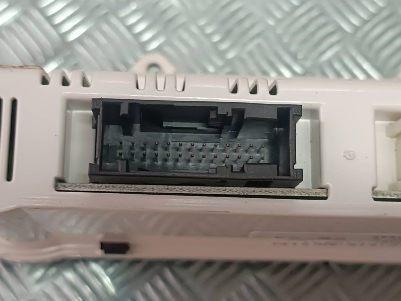 Recambio de mando climatizador para ford fusion (cbk) ambiente referencia OEM IAM 6S6T18C612AE  