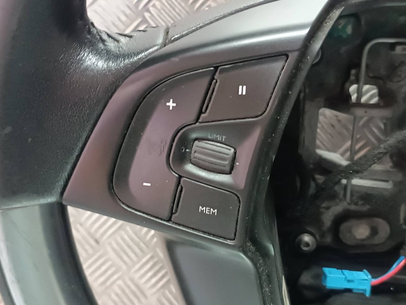 Recambio de volante para citroen c4 picasso attraction referencia OEM IAM 96777865ZD 6228092 PIEL