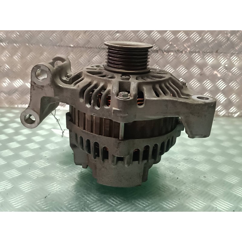 Recambio de alternador para ford fusion (cbk) ambiente referencia OEM IAM 2S6T10300CB CONECTOR 3 PINES 70A