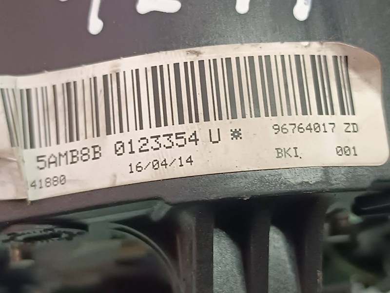 Recambio de airbag delantero izquierdo para citroen c4 picasso attraction referencia OEM IAM 96764017ZD 5AMB8B UN CONECTOR