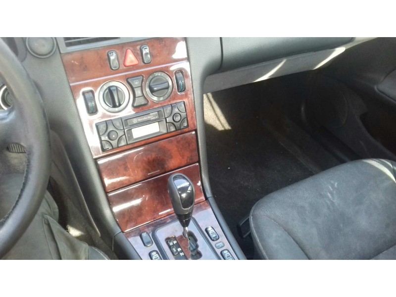 mercedes-benz clase e (w210) berlina diesel del año 2000