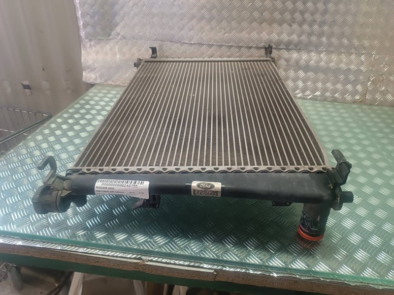 Recambio de radiador agua para ford fusion (cbk) ambiente referencia OEM IAM 4S6H8005DA  